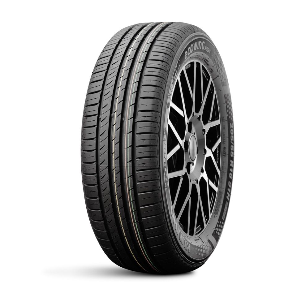 215/50 R18 92 H Kumho ES-31